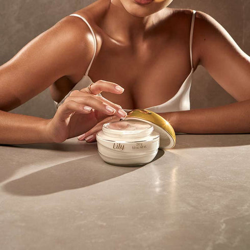 O Boticário LILY SATIN Scented BODY Cream 250g
